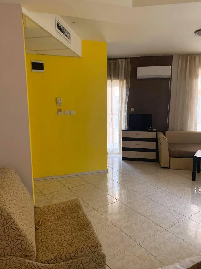 Семеен Хотел Брилянс - Family Hotel Brilliance Varna Exteriör bild